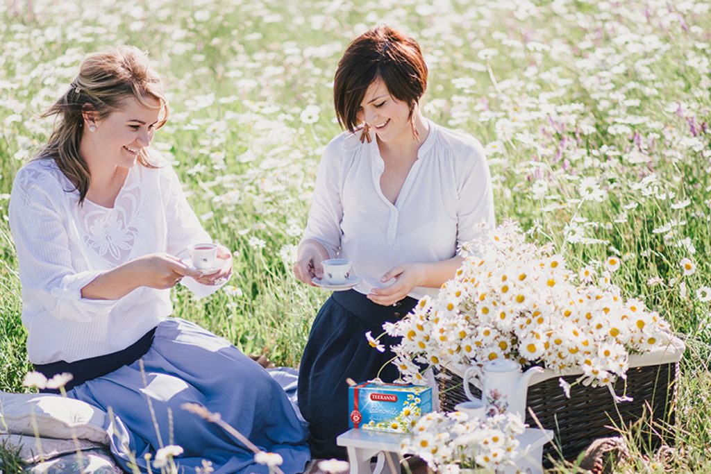 Sprawdzone sposoby na domowe rozjaśnianie włosów