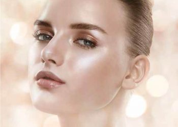 Poznaj tajemnice świetlistego makijażu