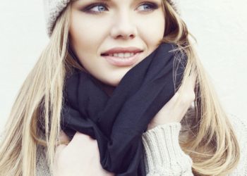 Włosy pod czapką – jak o nie dbać zimą?