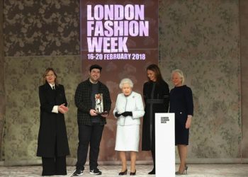 Królowa, modowe trendy i wizjoner – Richard Quinn