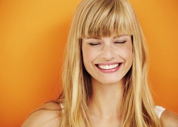 Co „jedzą” Twoje włosy? O aminokwasach słów kilka