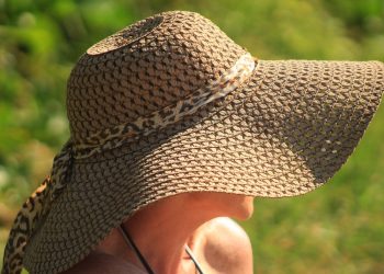 Rośnie zainteresowanie Polek stylowymi nakryciami głowy