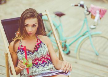 3 wakacyjne pułapki – jak ich unikać i nie zaprzepaścić wypracowanej figury na urlopie?