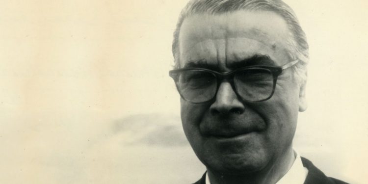 Cristóbal Balenciaga – Maestro de Maestros