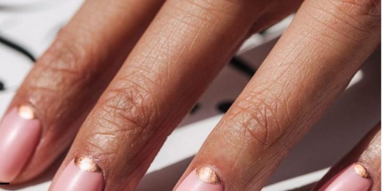 5 trendów w manicure na Sylwestra i Karnawał