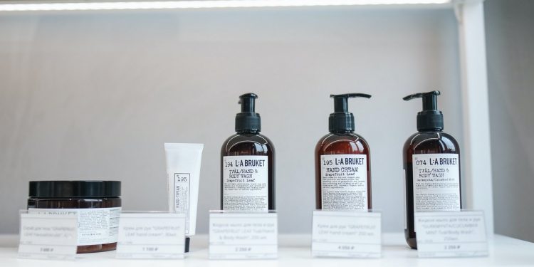 Jeden krok… i jesteś na łonie przyrody! Czyli 5 faktów o naturalnej pielęgnacji