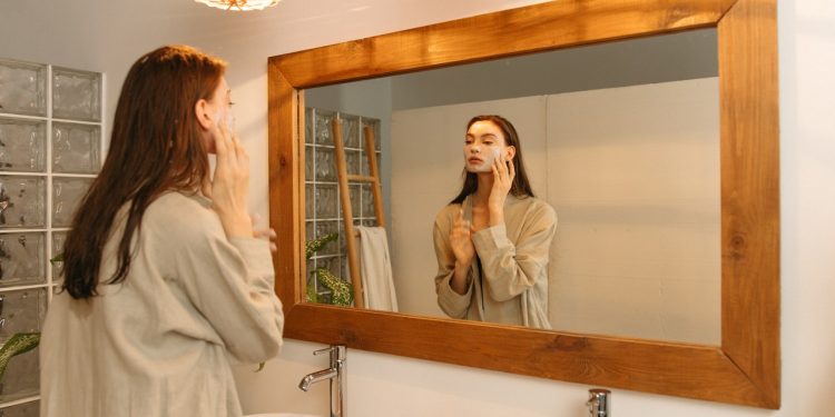 Pielęgnacja skóry wrażliwej – 3 najważniejsze zasady