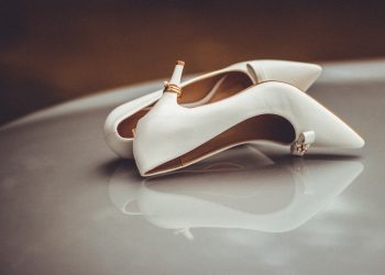 Brokatowe szpilki – do jakich stylizacji będą pasować?