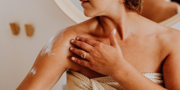 Balsam do bardzo suchej skóry — czym charakteryzuje się najlepszy?