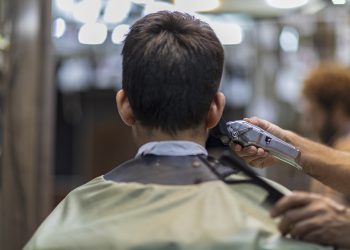 Profesjonalny kurs fryzjerski – dlaczego warto go odbyć?