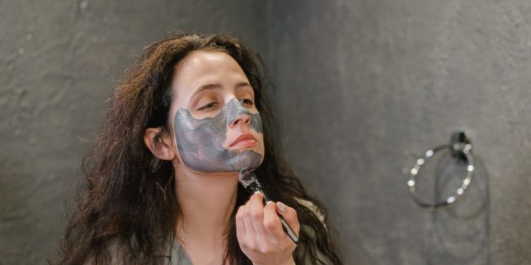 Na co zwrócić uwagę wybierając kosmetyki do codziennej pielęgnacji?